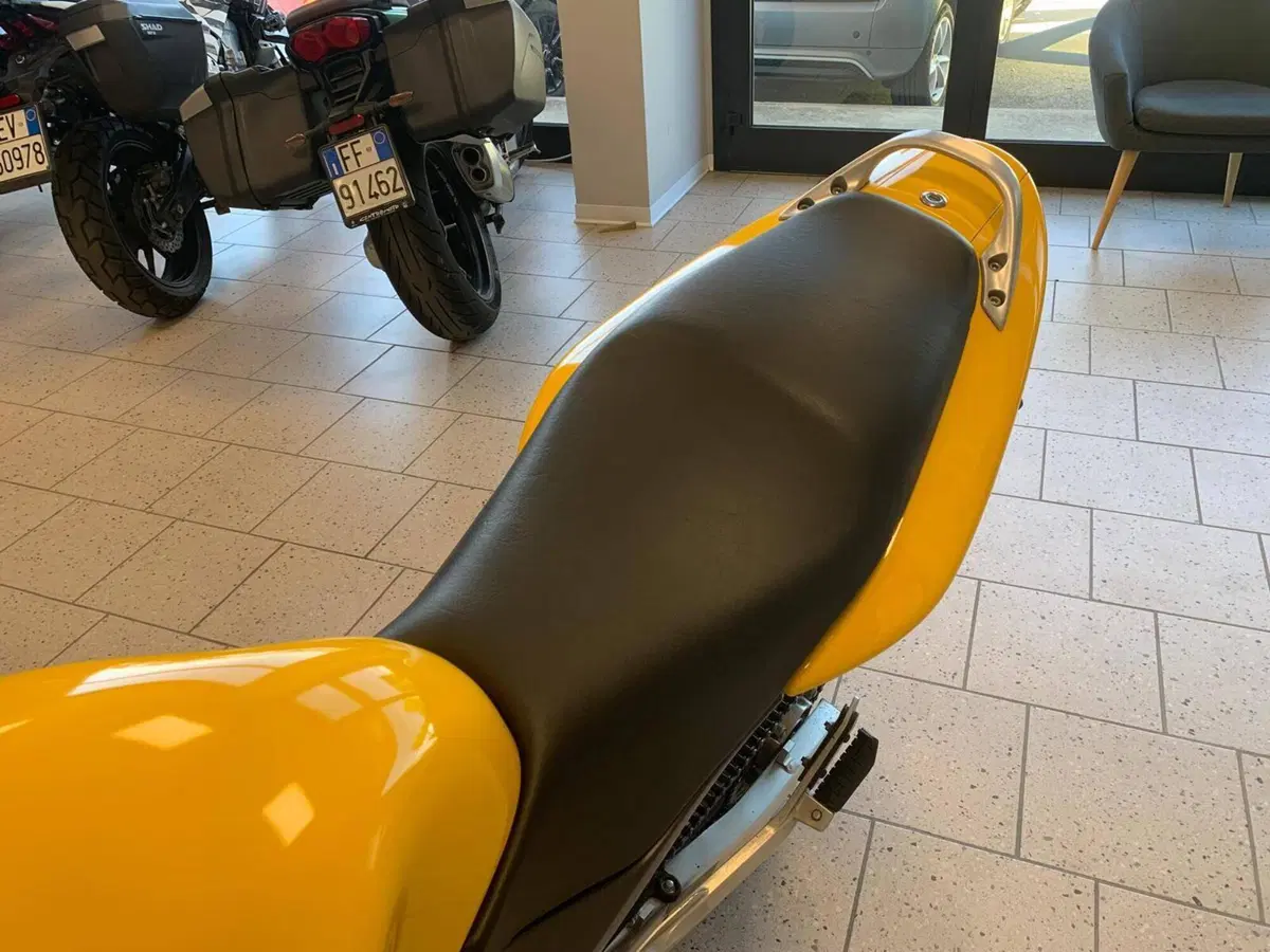 Honda Hornet 600 (1998 - 00) (15)