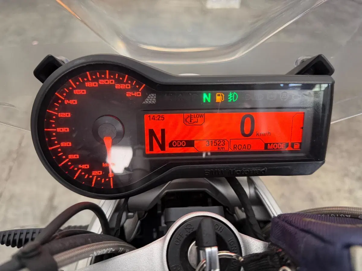 Bmw R 1200 R (2017 - 18) (5)