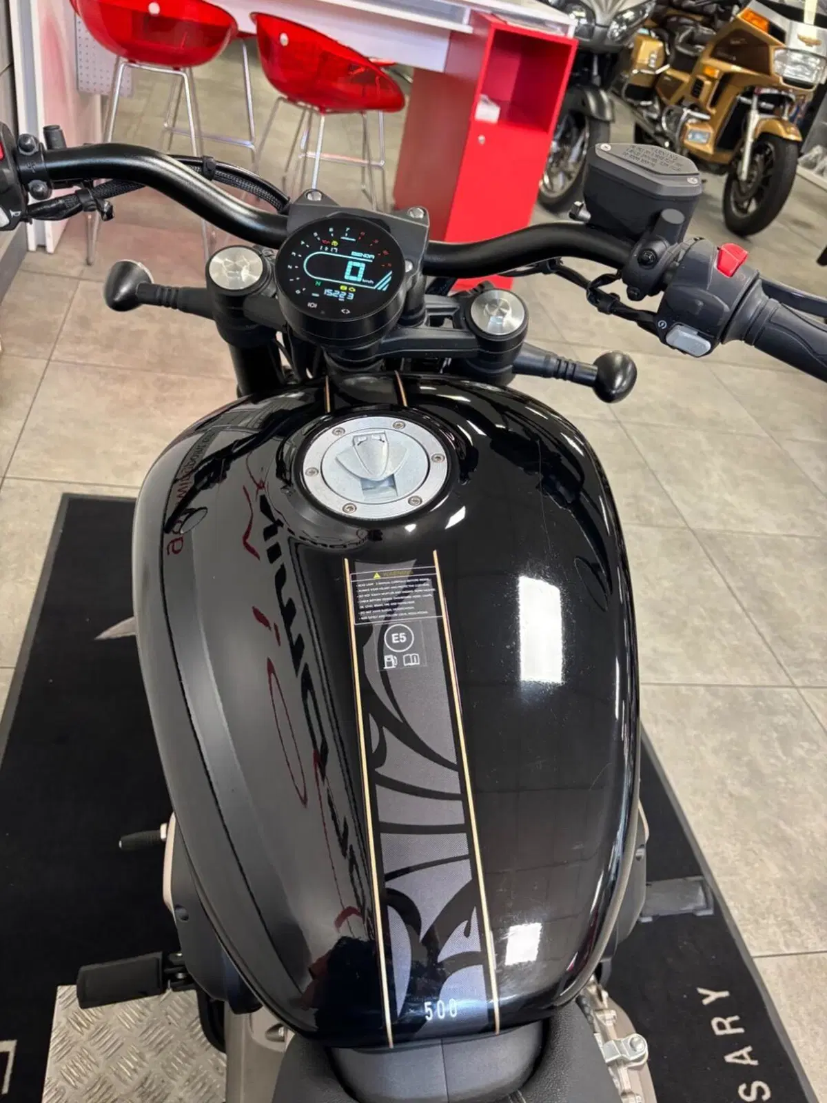 Benda Motorcycles Chinchilla 500 V2 (2025 - 26) (8)