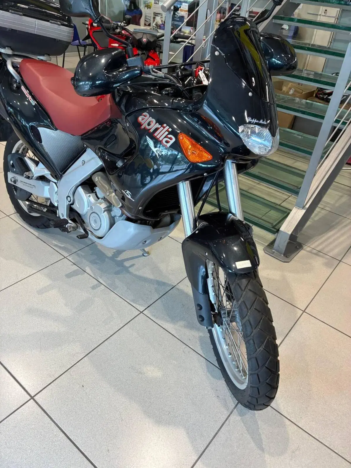 Aprilia Pegaso 650 (1997 - 00) (2)