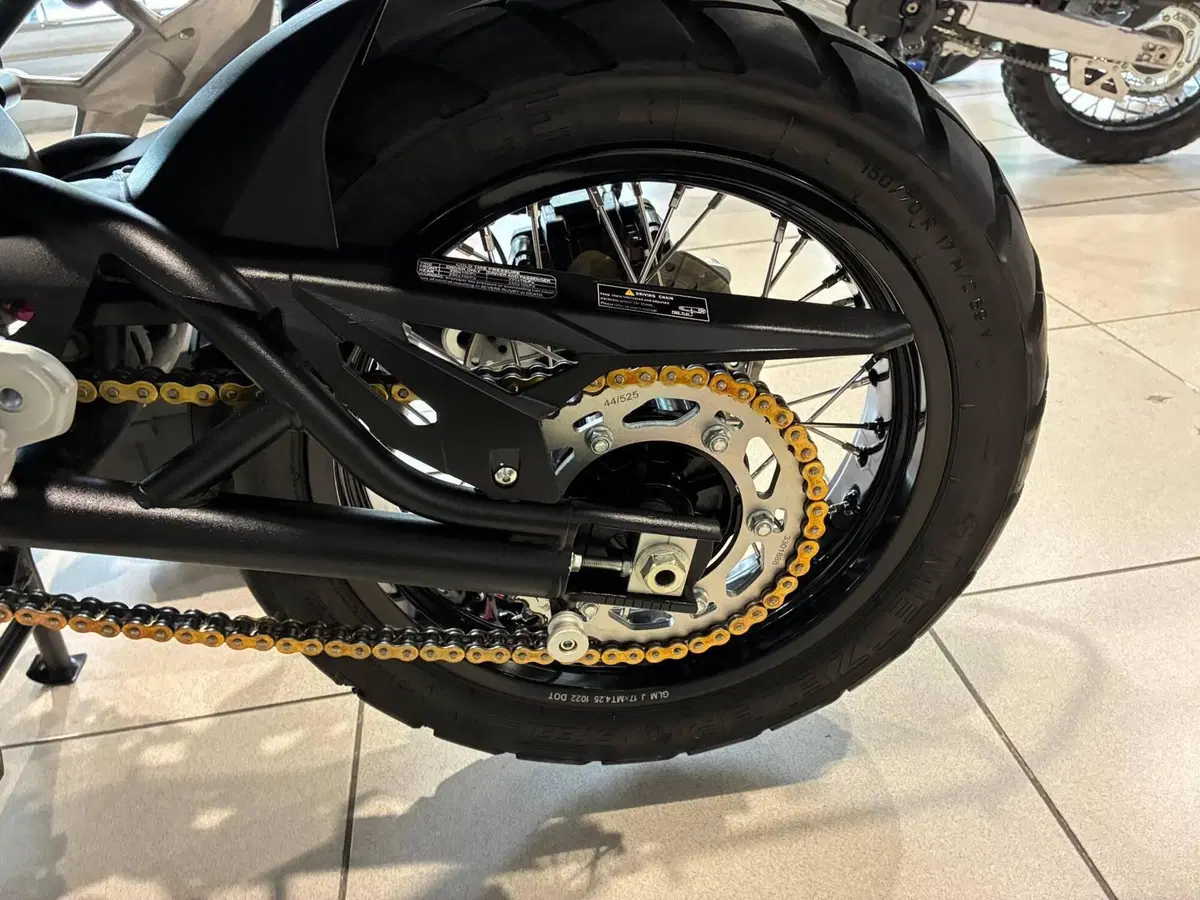 Benelli TRK 502X (2021 - 26) (10)