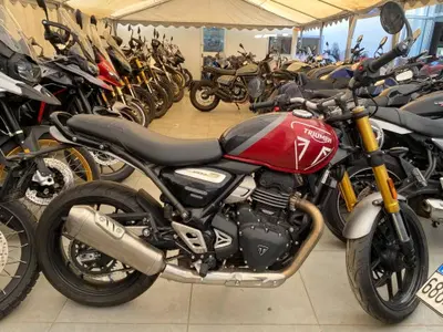 Triumph Speed 400 (2024 - 26) usata