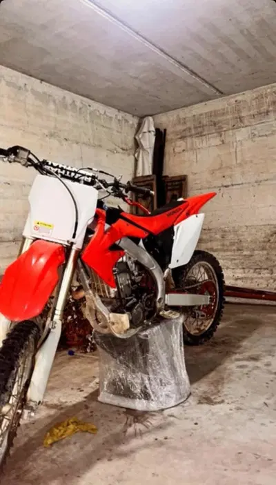 Honda CRF 450R (2006) usata