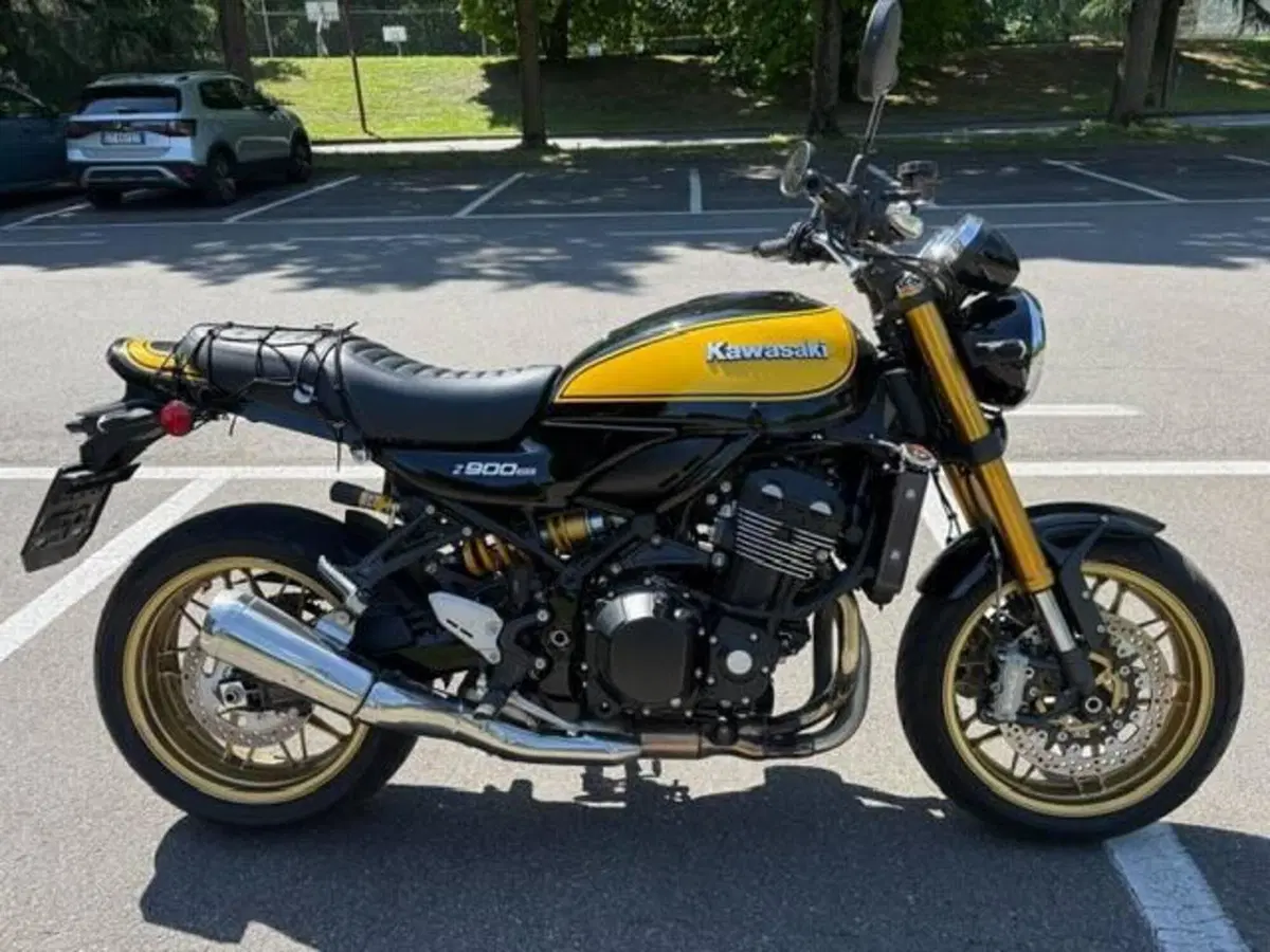 Kawasaki Z 900 RS (2022 - 25)