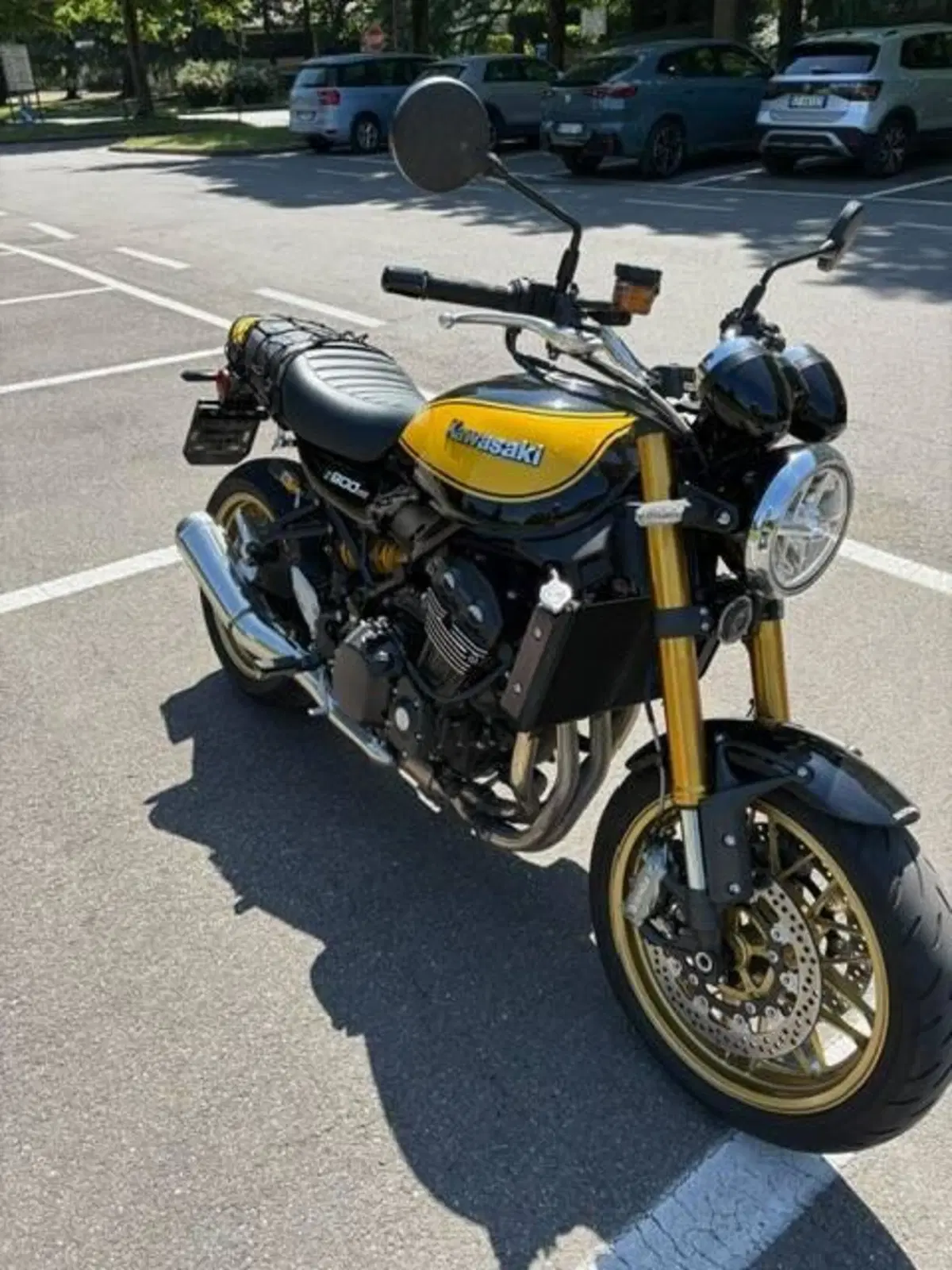 Kawasaki Z 900 RS (2022 - 25) (2)