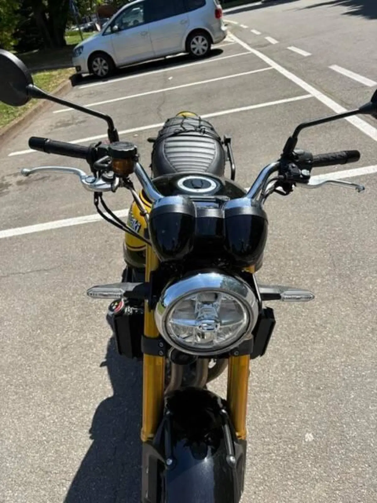 Kawasaki Z 900 RS (2022 - 25) (8)