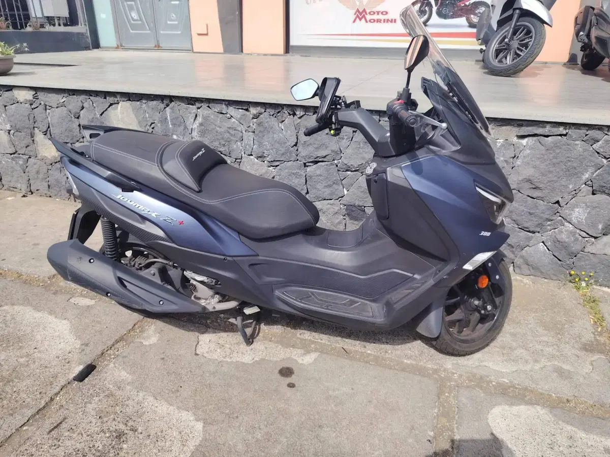 Sym Joymax 300 Z+ (2021 - 24) (4)