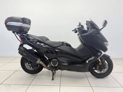 Yamaha T-Max 530 (2017 - 19) usata