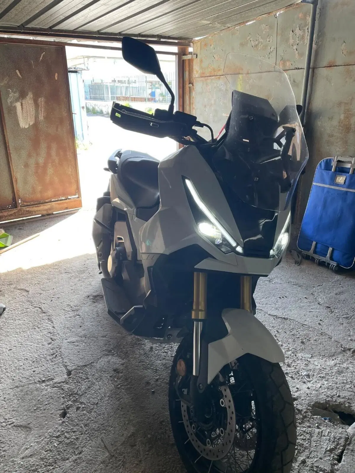 Honda X-ADV 750 (2025 - 27) (5)