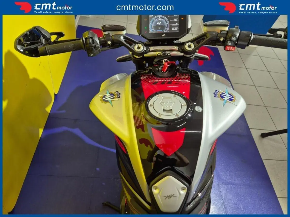 MV Agusta Dragster 800 RR SCS (2021 - 25) (7)