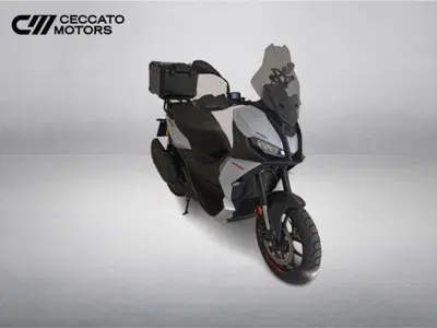 Aprilia SR GT 400 (2026) usata