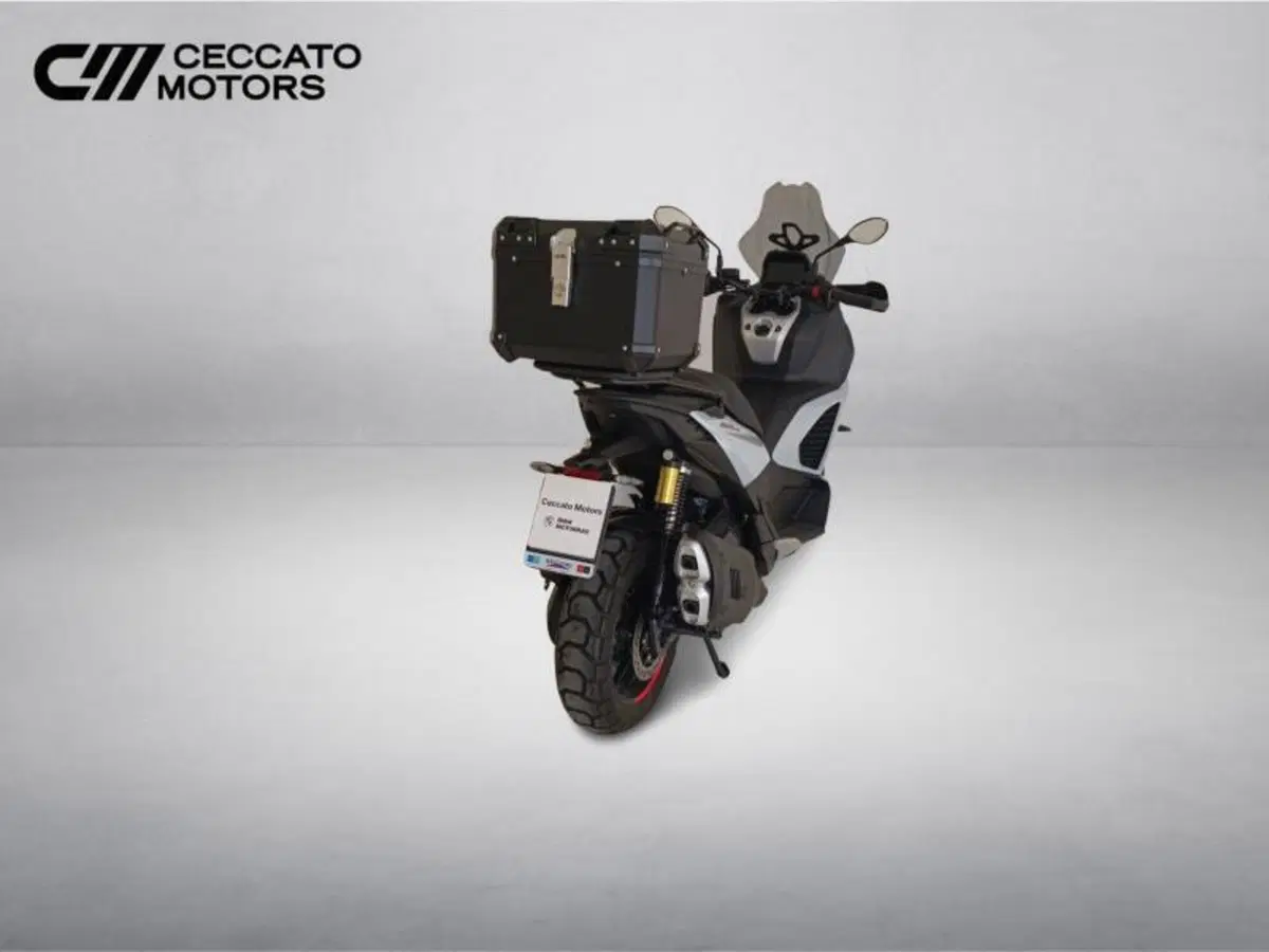 Aprilia SR GT 400 (2026) (5)