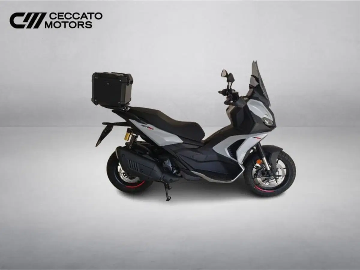 Aprilia SR GT 400 (2026) (3)