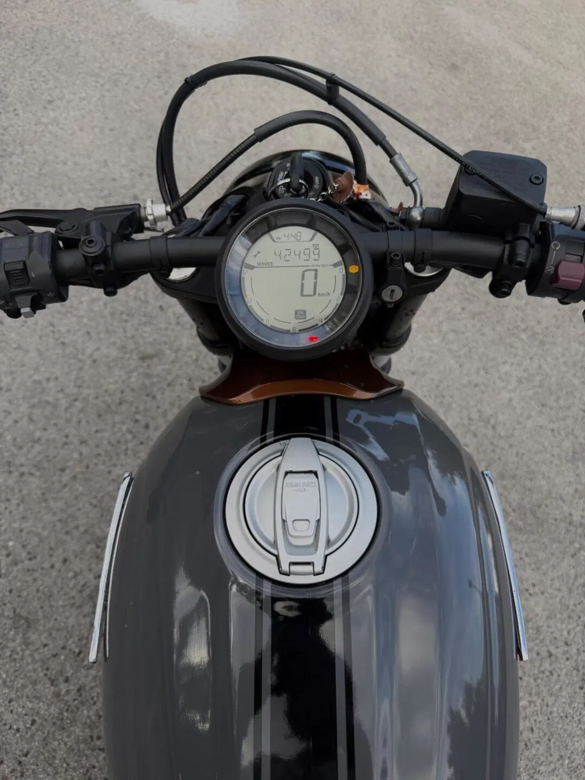 Ducati Scrambler 400 Sixty 2 (2016 - 21) (8)