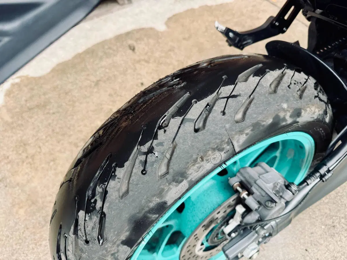 Yamaha MT-09 (2021 - 23) (7)