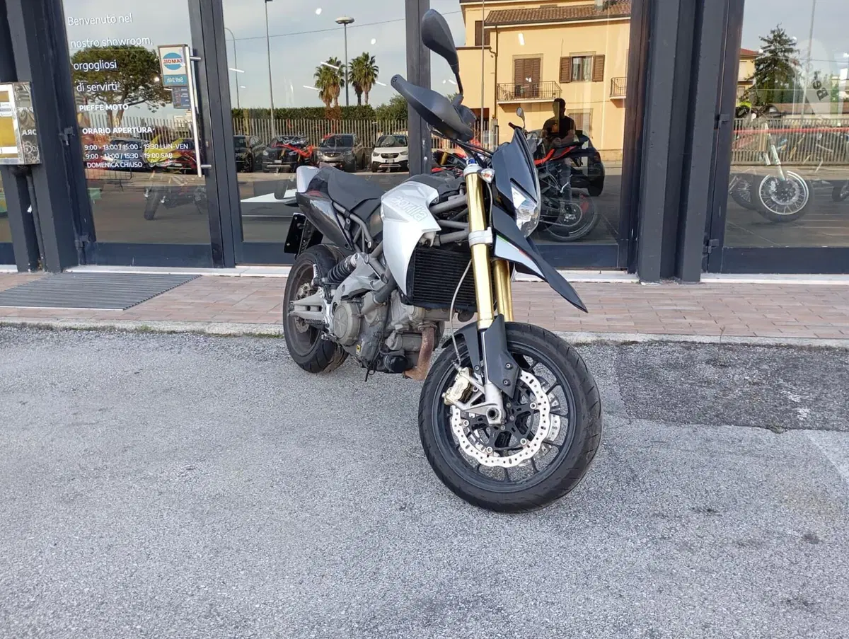 Aprilia Dorsoduro 750 (2009 - 14) (8)