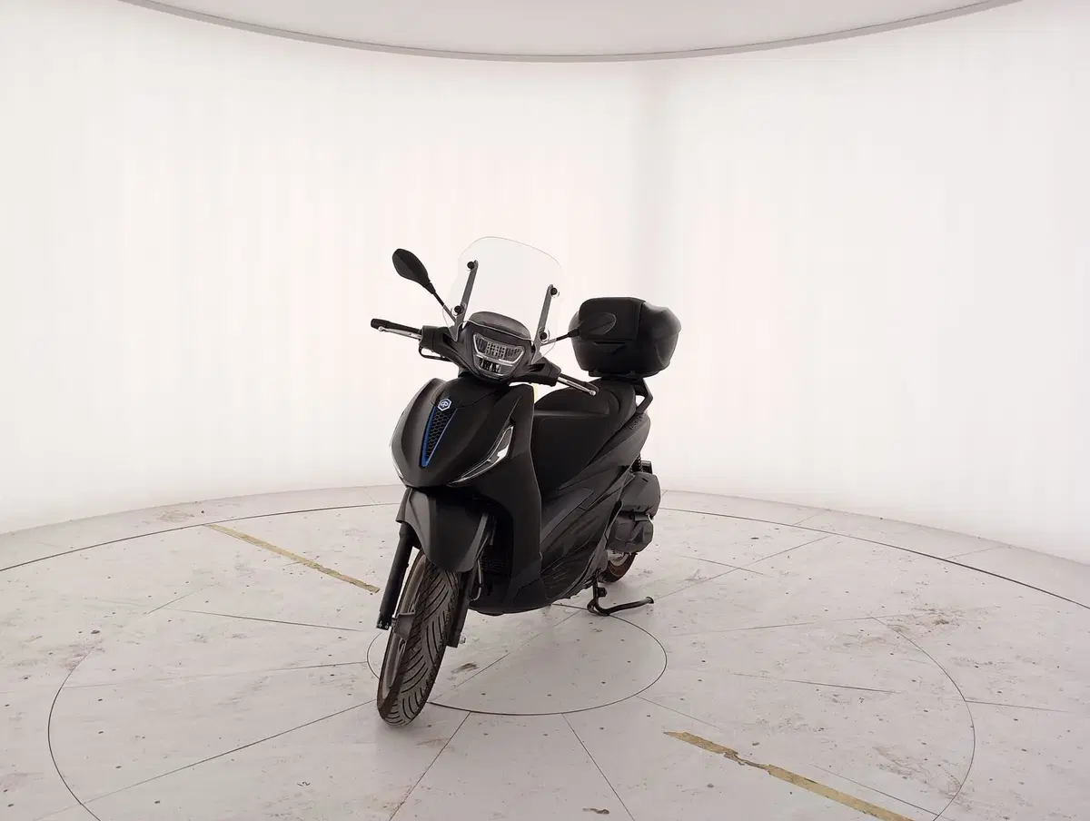 Piaggio Beverly 310 S (2025 - 26) (3)