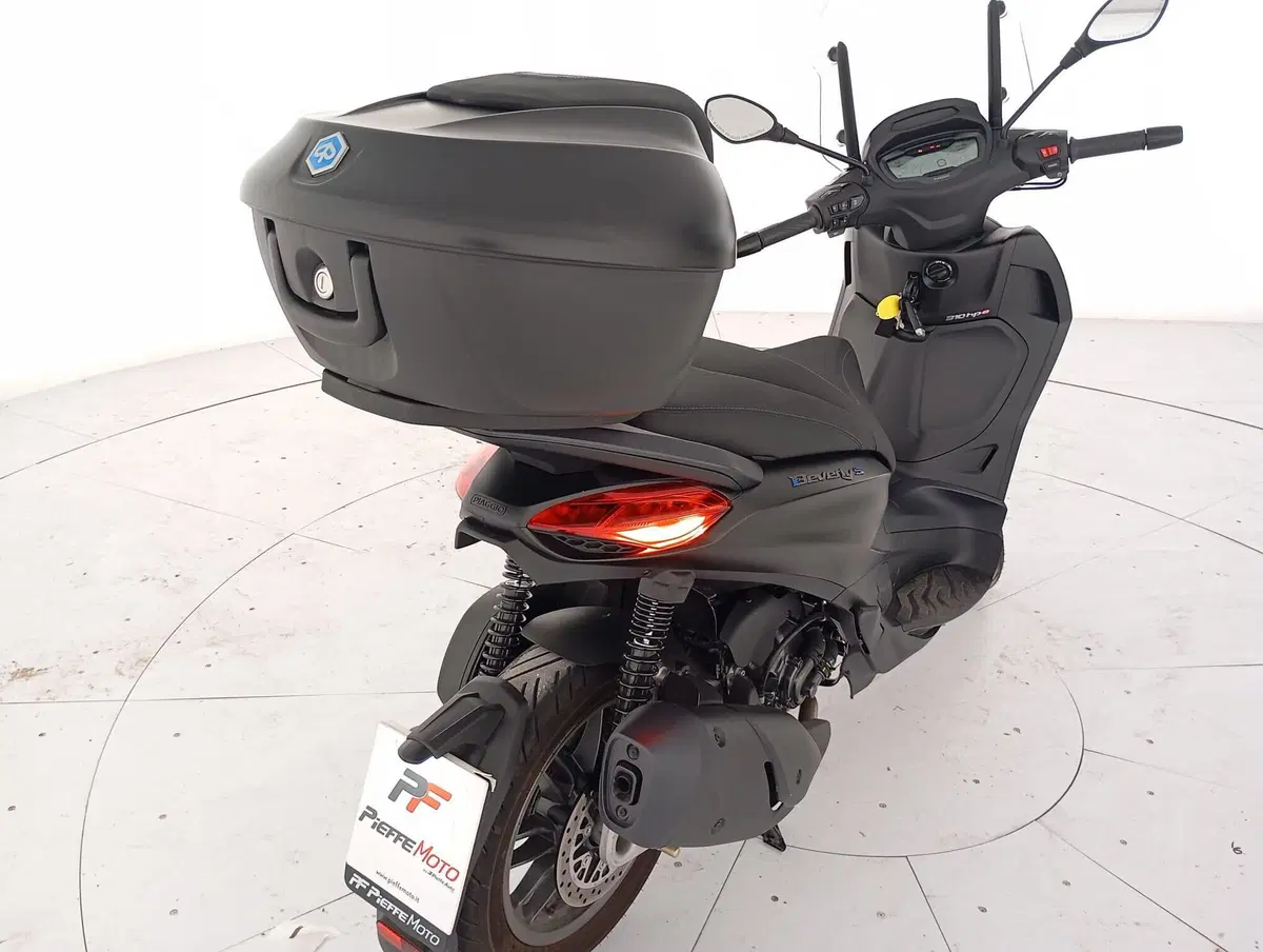 Piaggio Beverly 310 S (2025 - 26) (8)