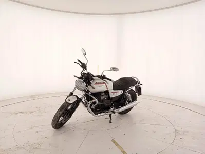 Moto Guzzi V7 Special (2021 - 24) usata