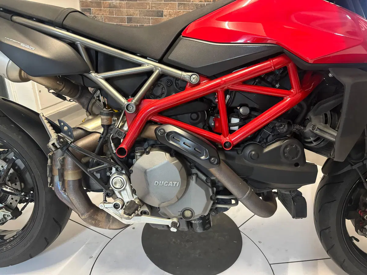 Ducati Hypermotard 950 (2019 - 20) (9)