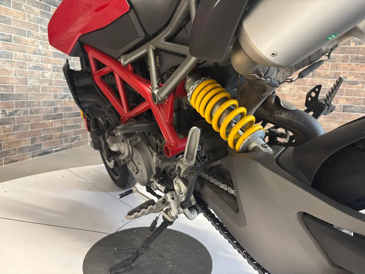 Ducati Hypermotard 950 (2019 - 20) (17)