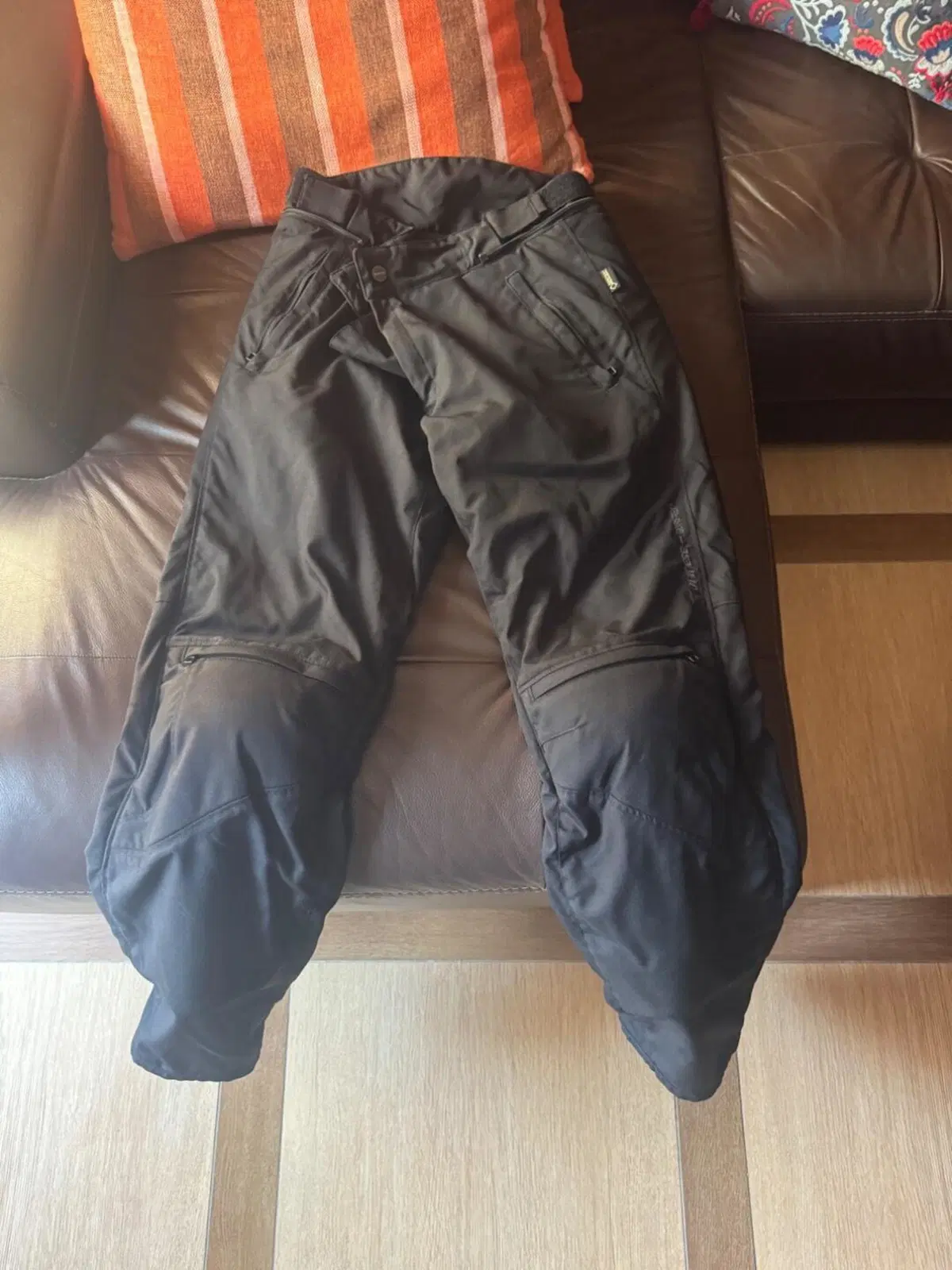 Pantalone invernale Gore-tex taglia 52 Dainese (3)