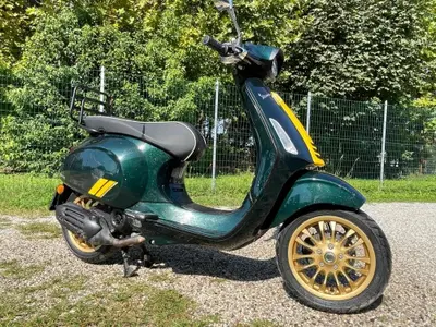 Vespa Sprint 50 Racing Sixties (2021 - 22) usata
