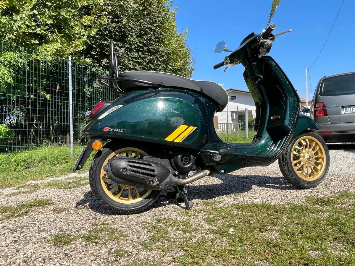 Vespa Sprint 50 Racing Sixties (2021 - 22) (5)