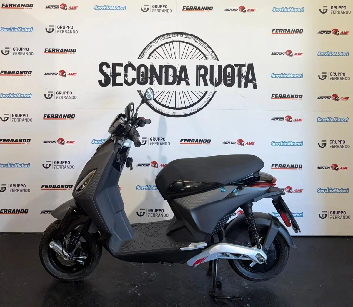 Piaggio 1 Active (2022 - 26) (3)
