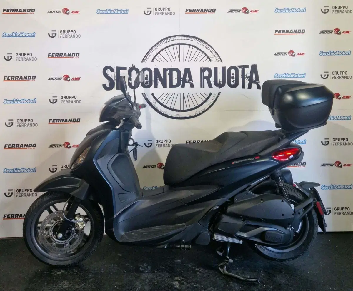 Piaggio Beverly 300 S ABS-ASR (2021 - 25) (2)