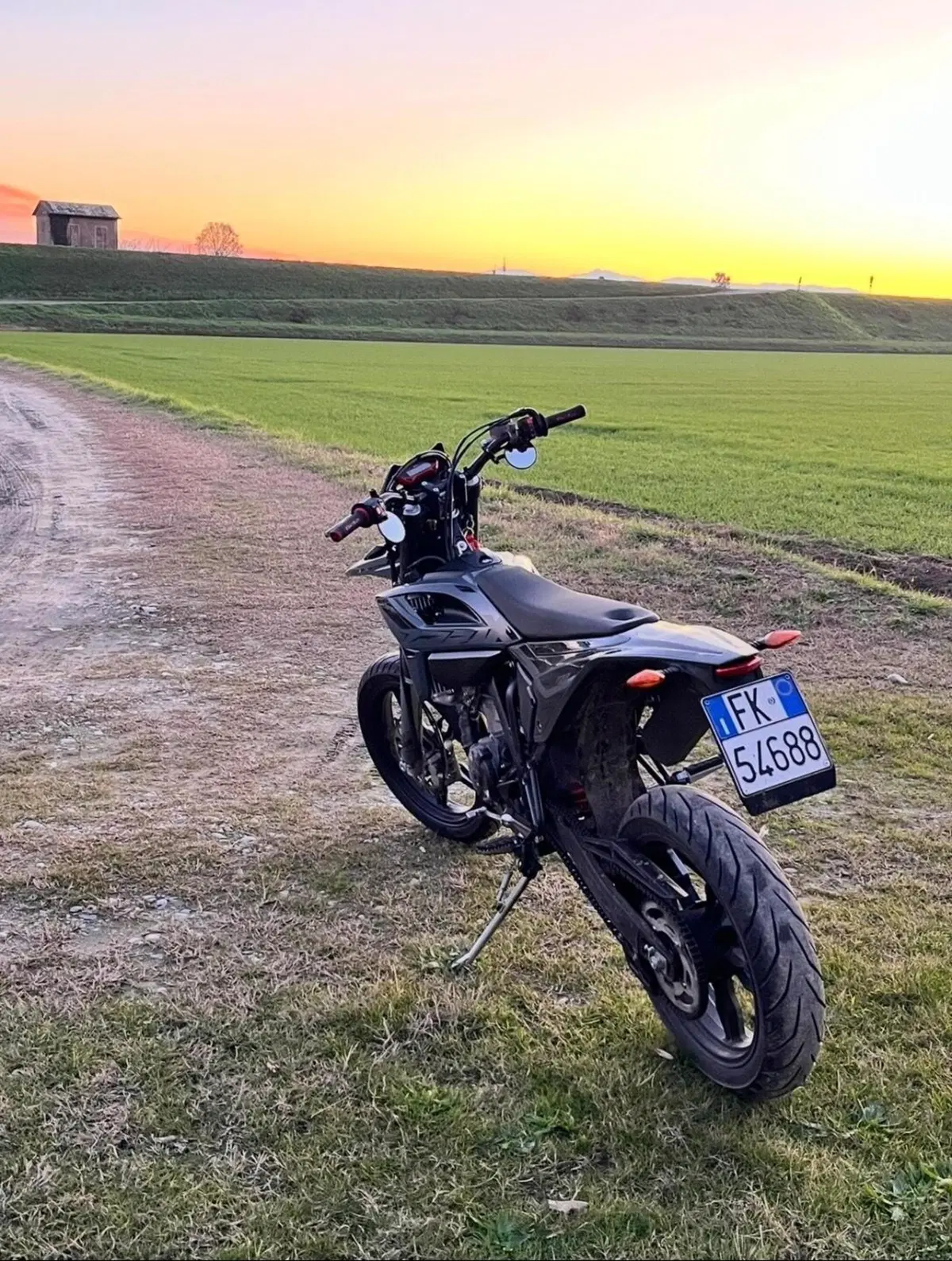 Betamotor RR 125 4T Enduro R (2024 - 26) (4)