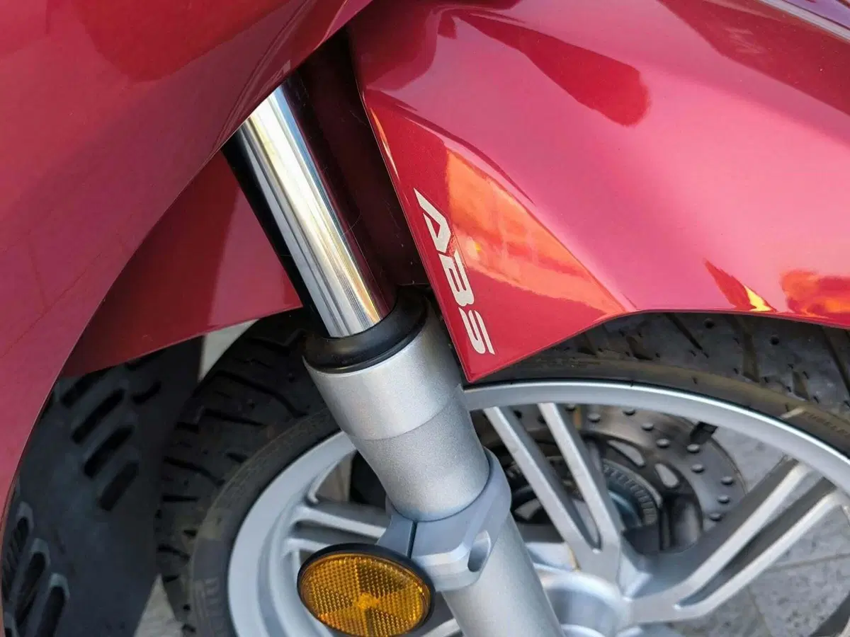 Honda SH 300 i ABS (2016 - 20) (5)