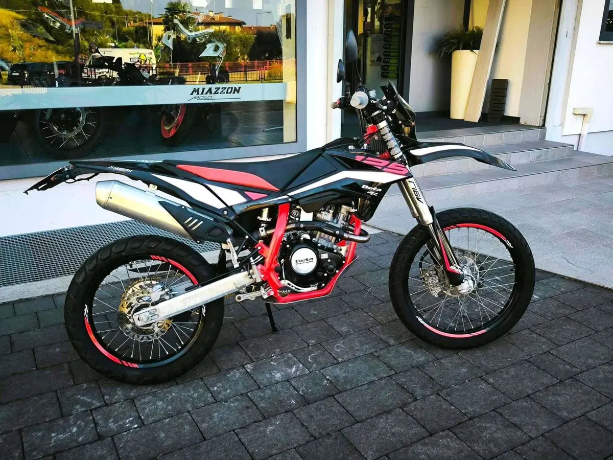 Betamotor RR 125 4T Enduro LC (2021 - 23) (2)