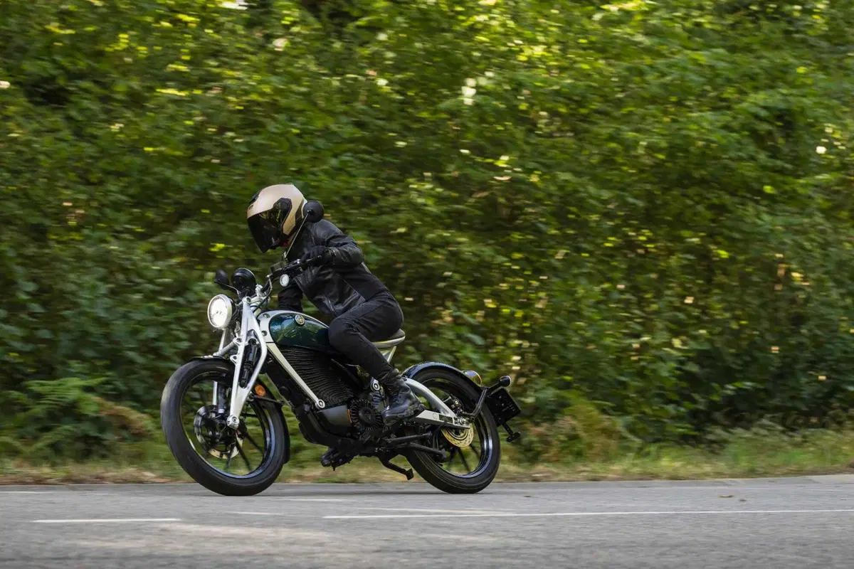 Royal Enfield Flying Flea C6, il ritorno della Pulce Volante! (8)