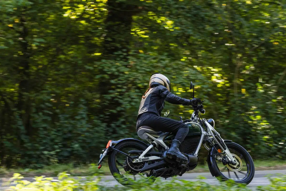Royal Enfield Flying Flea C6, il ritorno della Pulce Volante! (4)