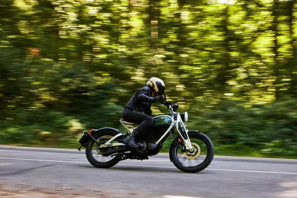 Royal Enfield Flying Flea C6, il ritorno della Pulce Volante! (11)