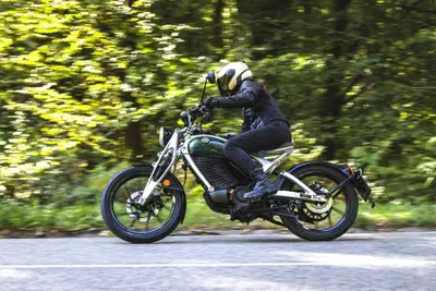 TEST Royal Enfield Flying Flea C6, il ritorno della Pulce Volante! [VIDEO]