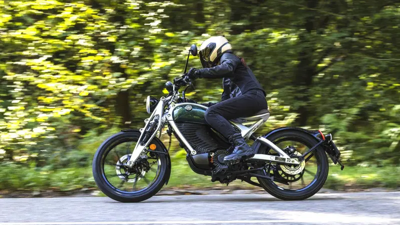 TEST Royal Enfield Flying Flea C6, il ritorno della Pulce Volante! [VIDEO]