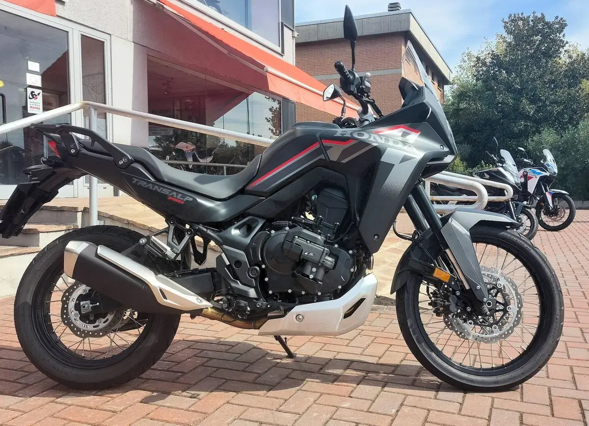 Honda Transalp XL750 (2026)