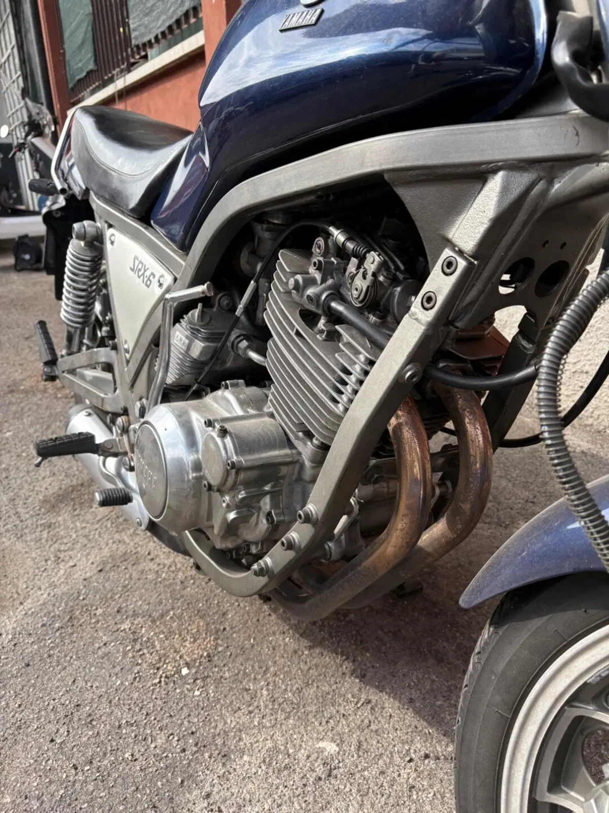 Yamaha SRX600 (2)