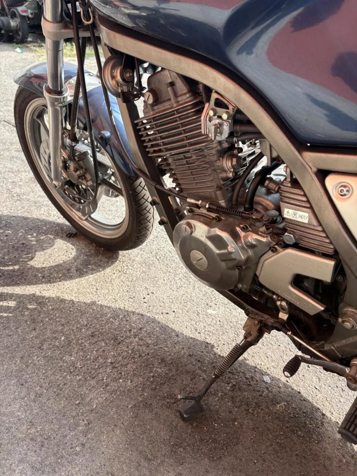 Yamaha SRX600 (4)