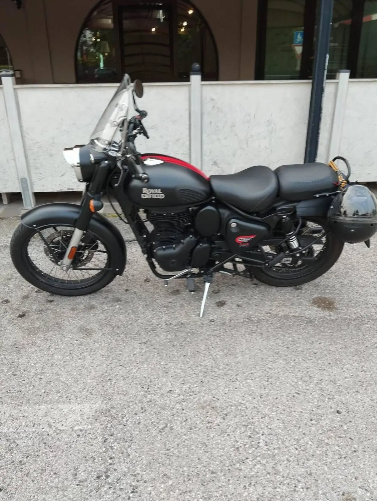 Royal Enfield Classic 350 (2021 - 26)