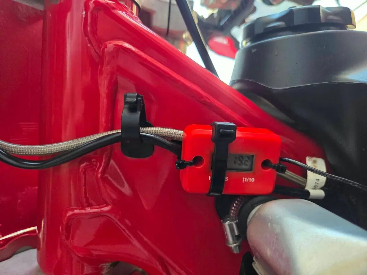 GASGAS MC 125 (2022) (9)