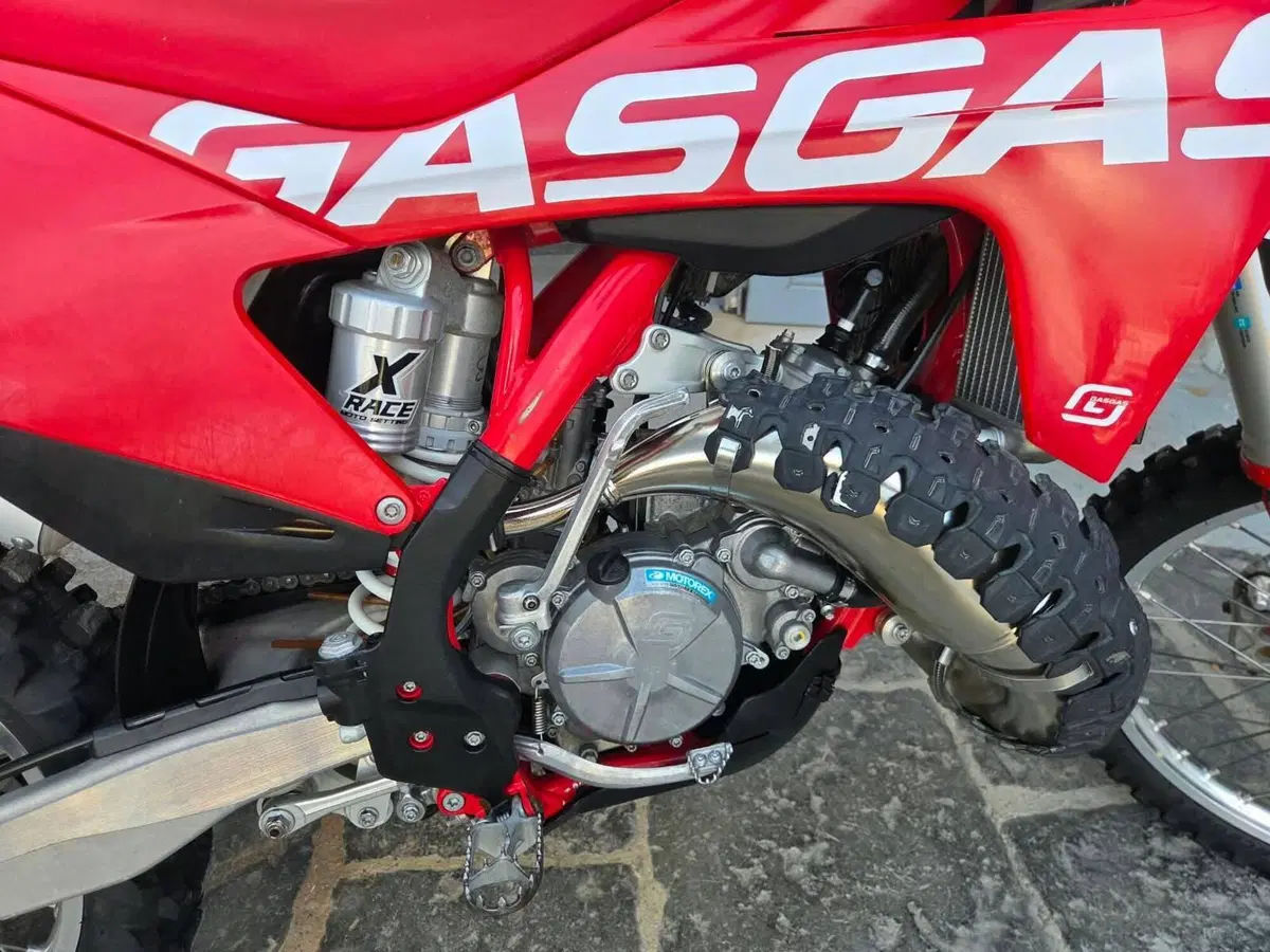 GASGAS MC 125 (2022) (13)