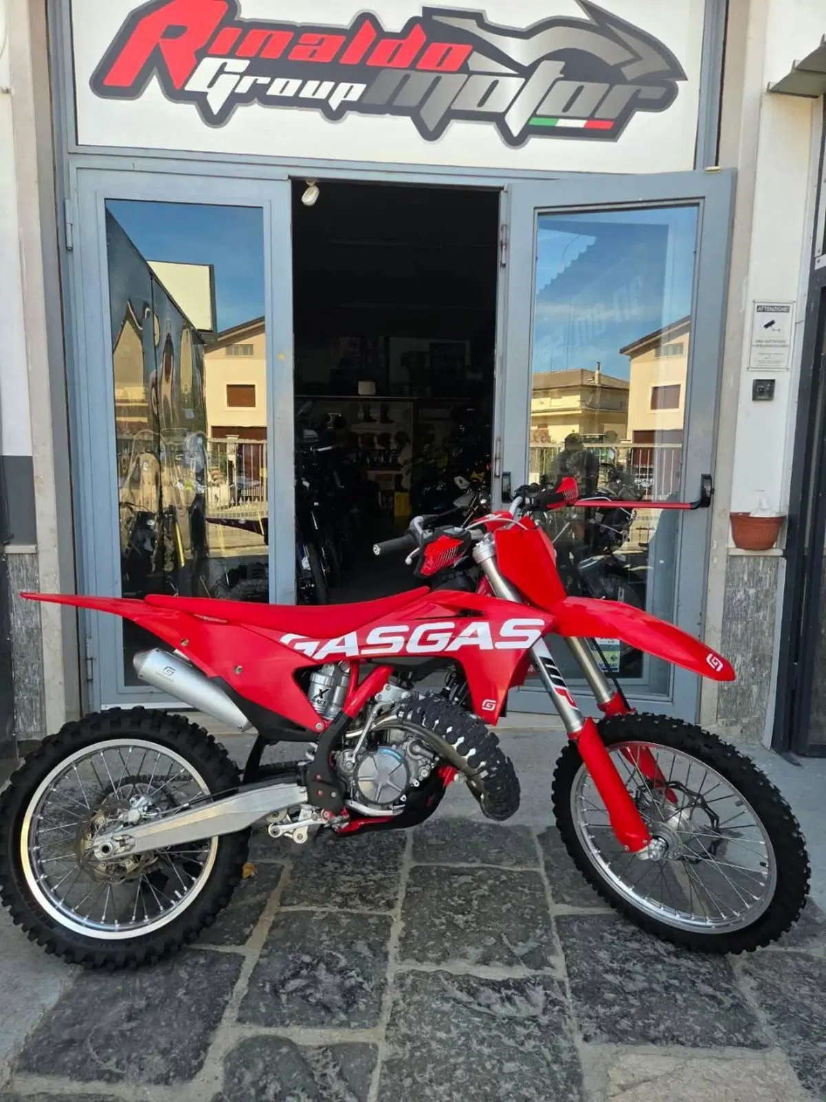 GASGAS MC 125 (2022) (3)