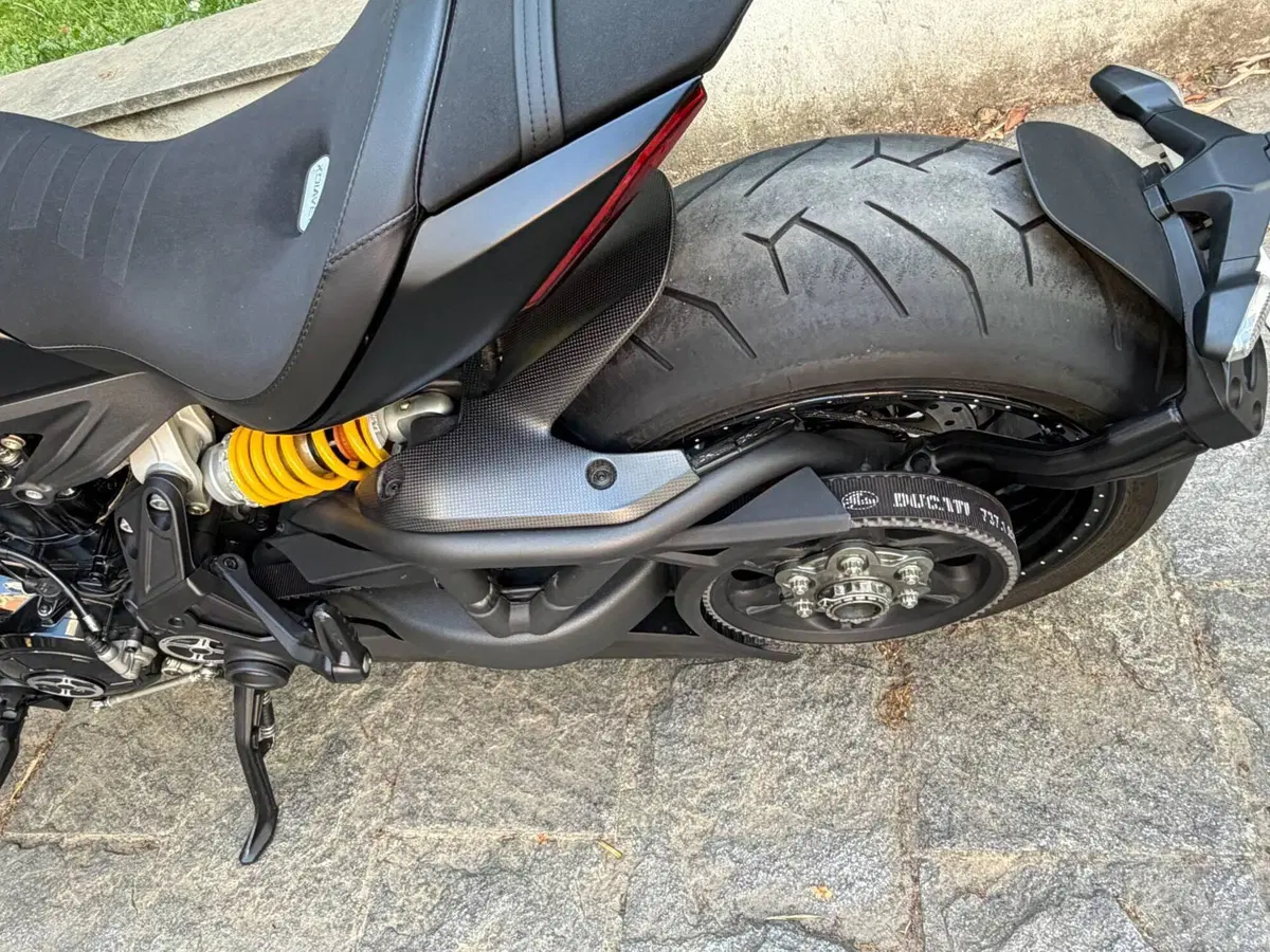 Ducati XDiavel 1262 Black Star (2021) (13)