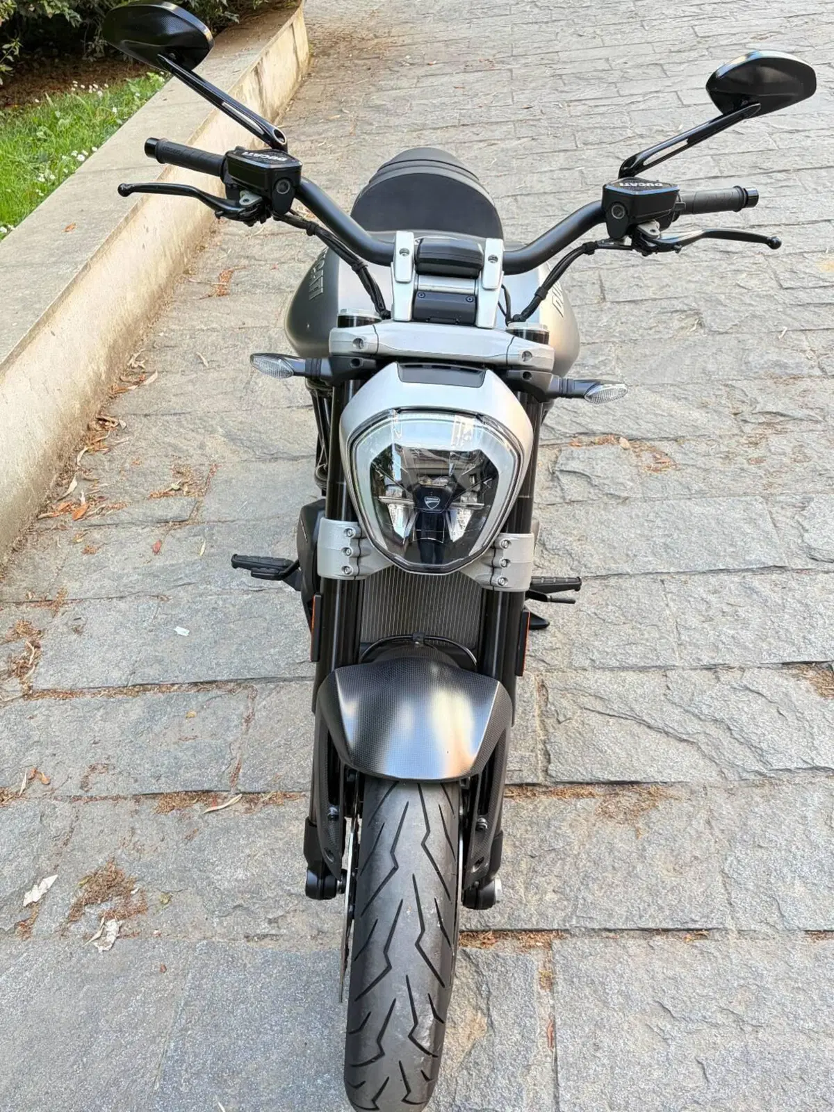 Ducati XDiavel 1262 Black Star (2021) (4)
