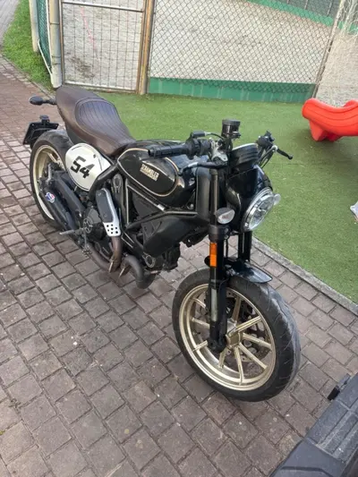 Ducati Scrambler 800 Cafè Racer (2017 - 21) usata