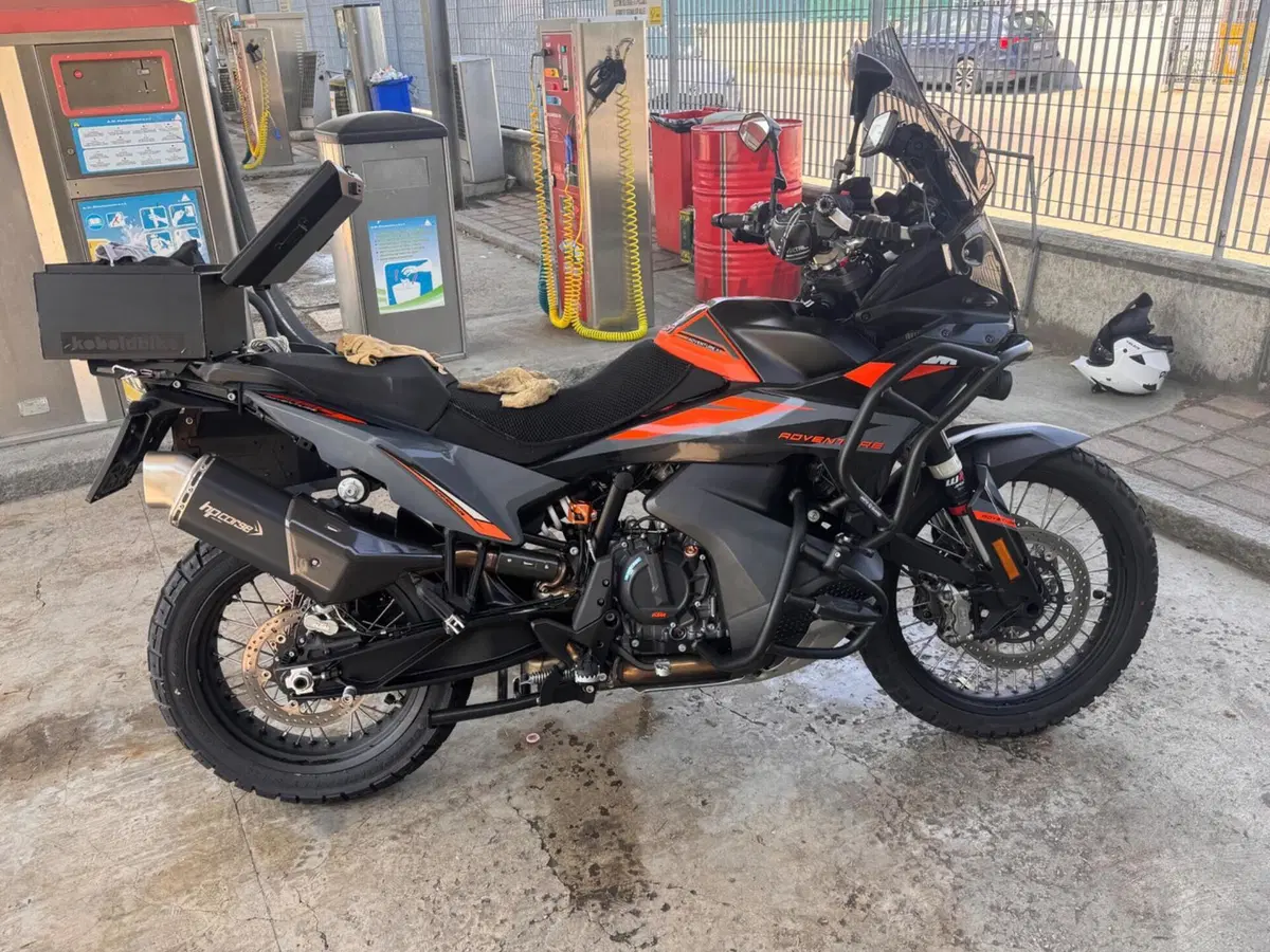 KTM 890 Adventure (2023 - 26) (2)