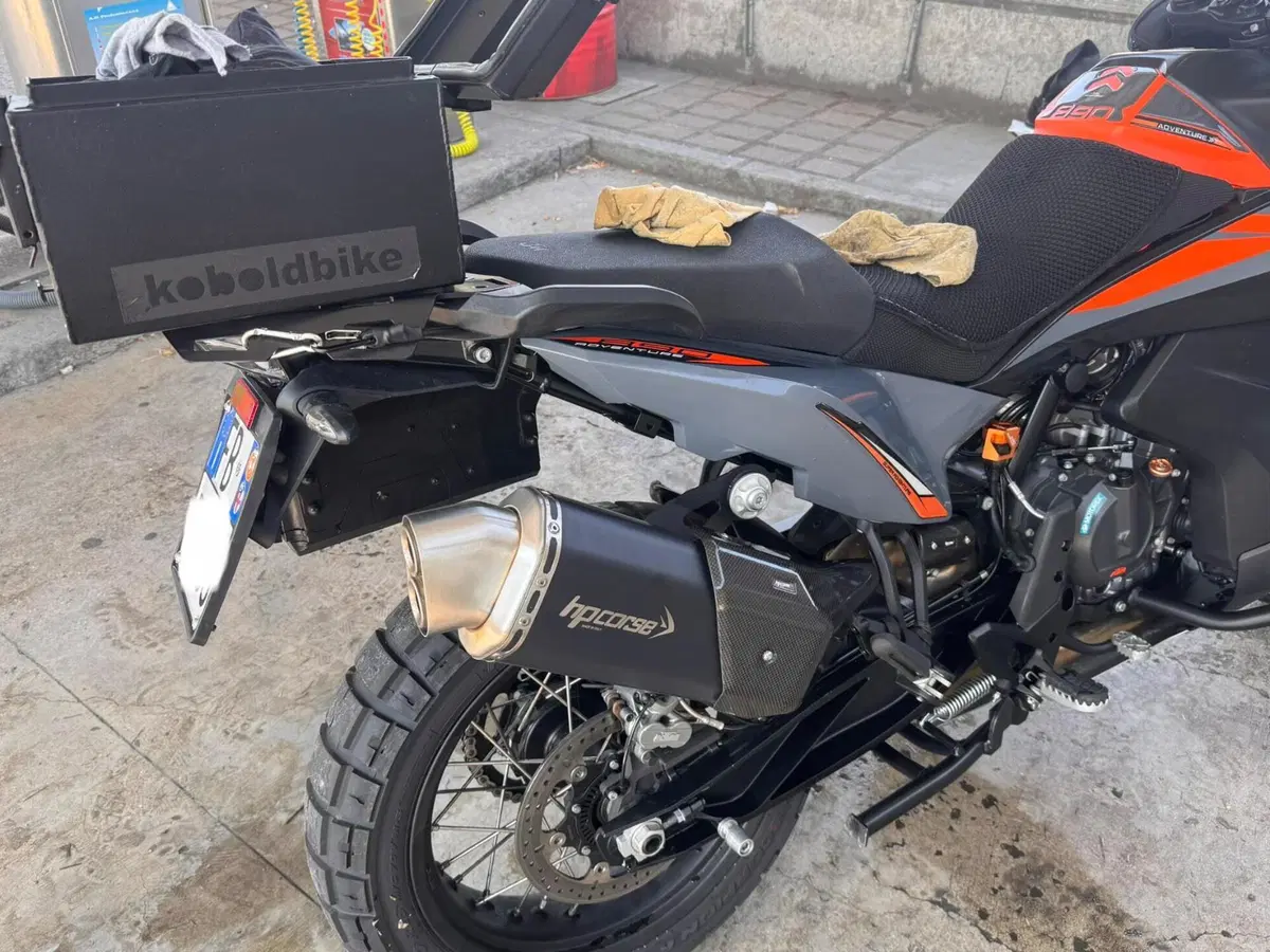 KTM 890 Adventure (2023 - 26) (4)